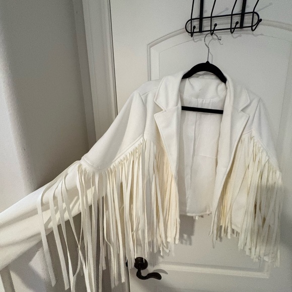 Women's White Fringe Jacket - Brand Not Specified - Picture 3 of 5
